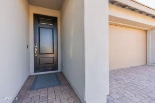 Photo #3: 6889562 Listing