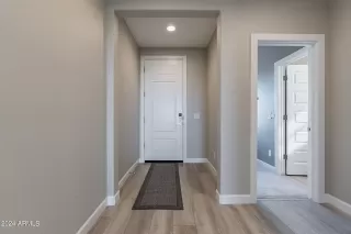 Photo #4: 6889562 Listing