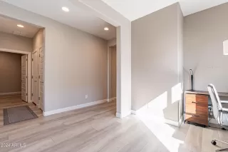 Photo #6: 6889562 Listing