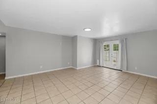 Photo #4: 6889714 Listing