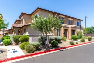 Photo #3: 6889947 Listing 