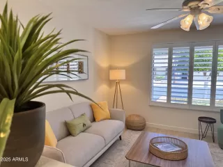 Photo #2: 6890050 Listing 