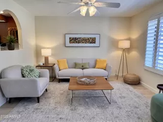 Photo #3: 6890050 Listing 