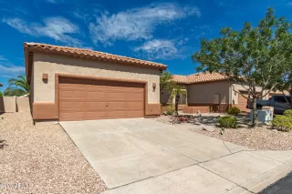 Photo #1: 6890415 Listing