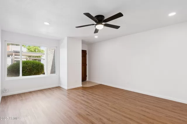 MLS: 6890627 Condo For Sale