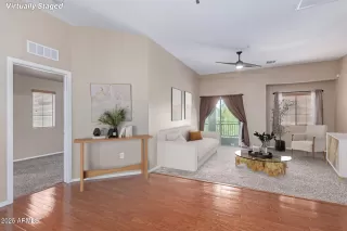 Photo #2: 6891043 Listing 