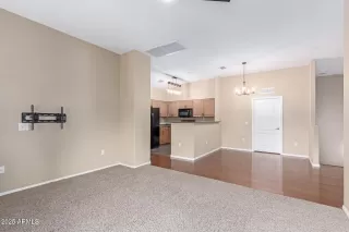 Photo #5: 6891043 Listing 