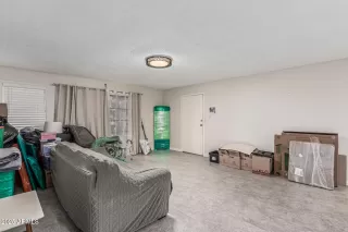 Photo #3: 6891116 Listing