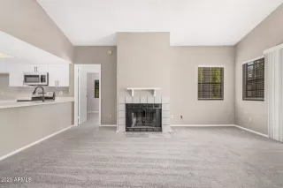 Photo #1: 6891634 Listing 