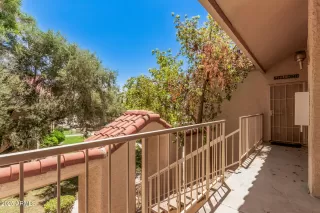 Photo #6: 6891634 Listing 