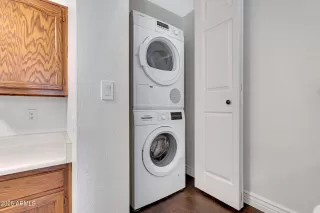 Photo #6: 6891650 Listing 