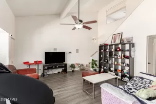 Photo #3: 6891848 Listing