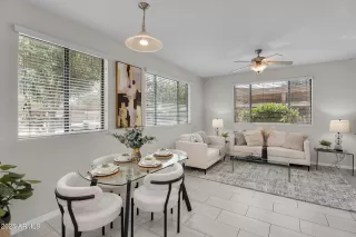 Photo #3: 6891934 Listing 