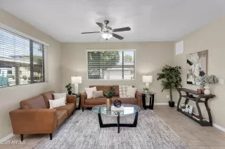 Photo #4: 6892019 Listing 