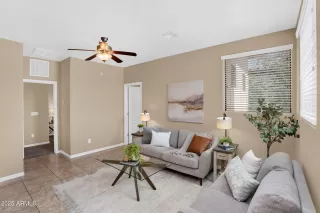 Photo #2: 6892025 Listing 