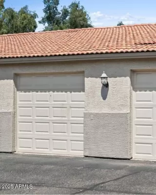 Photo #1: 6892076 Listing