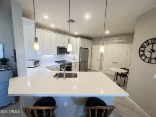 Photo #1: 6892144 Listing