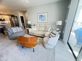 Photo #5: 6892144 Listing