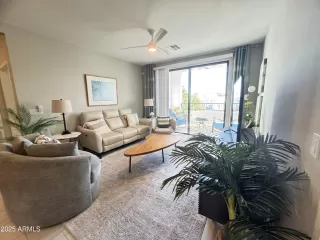 Photo #6: 6892144 Listing