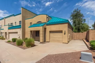 Photo #2: 6892246 Listing