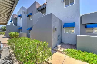 Photo #2: 6892367 Listing 