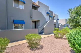 Photo #3: 6892367 Listing 