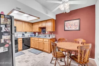 Photo #3: 6892638 Listing