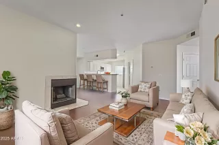 Click for more information on MLS # 6892697 : 600 W GROVE PARKWAY#2101 More Details about MLS # 6892697 : 600 W GROVE PARKWAY#2101