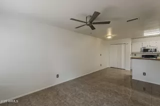 Photo #4: 6892790 Listing