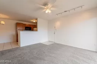 Photo #5: 6892897 Listing 