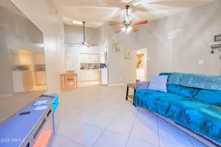 Photo #6: 6893136 Listing