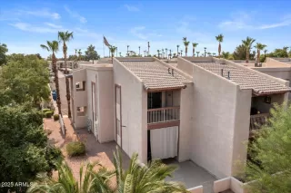 Photo #1: 6893289 Listing 
