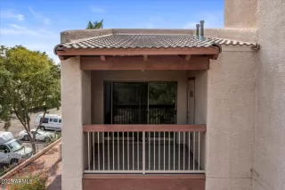 Photo #3: 6893289 Listing 