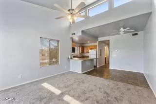 Photo #6: 6893289 Listing 