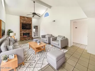 Photo #1: 6893297 Listing