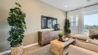 Photo #6: 6893482 Listing