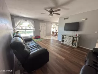 Photo #6: 6893565 Listing 