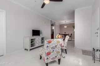 Photo #3: 6893650 Listing 