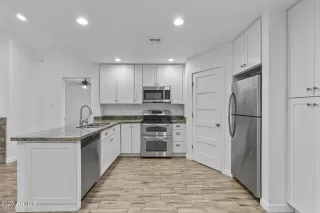 Photo #1: 6893692 Listing 