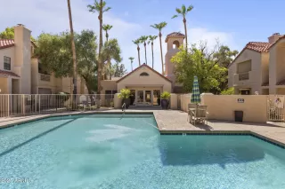 Photo #3: 6893692 Listing 