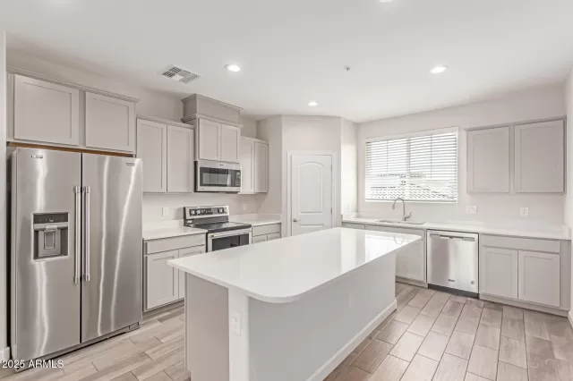 MLS: 6893788 Condo For Sale