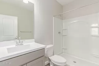 Photo #6: 6893788 Listing