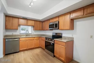 Photo #3: 6893879 Listing