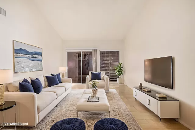 MLS: 6893994 Condo For Sale