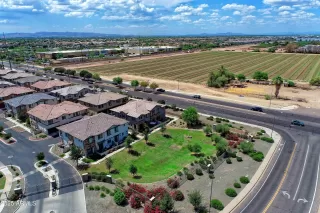 Photo #4: 6894046 Listing