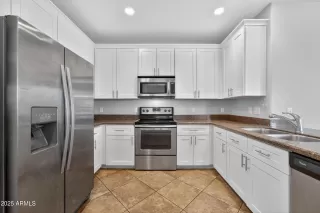 Photo #6: 6894315 Listing