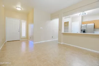 Photo #5: 6894362 Listing 