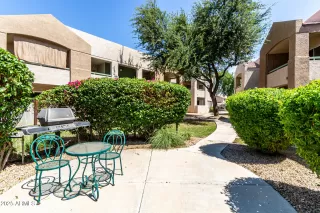 Photo #3: 6894730 Listing