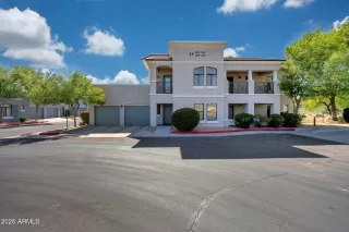Photo #1: 6894740 Listing
