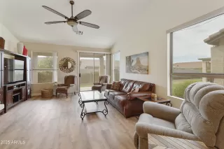 Photo #5: 6894794 Listing 